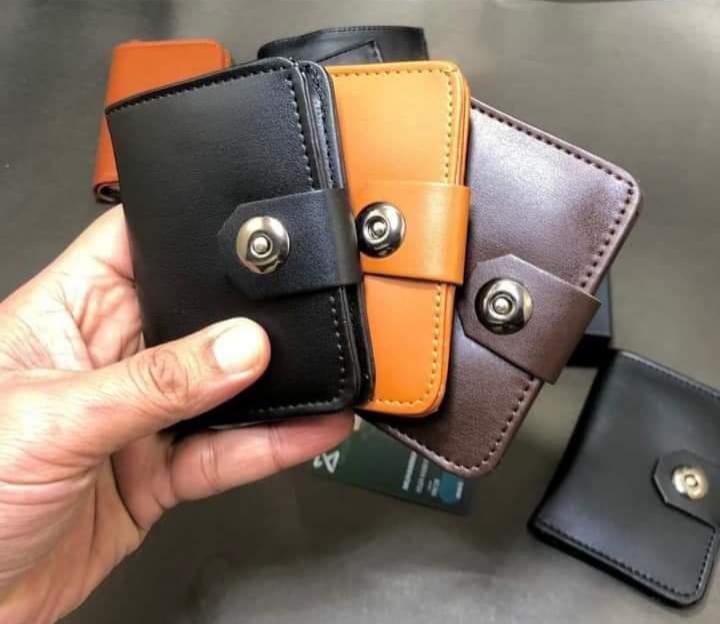 PREMIUM SMART BUTTON WALLET